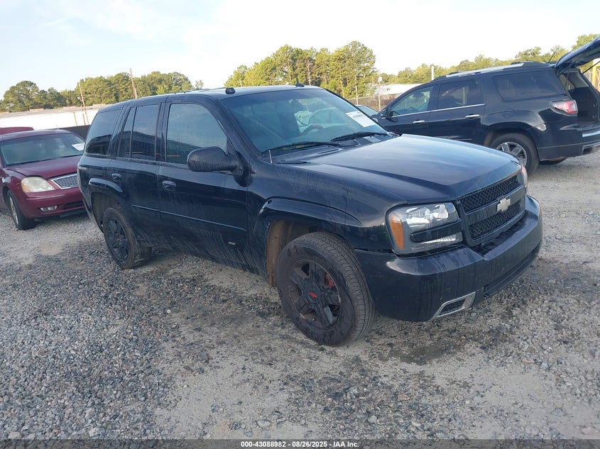 1GNDT13S752262287 2005 Chevrolet Trailblazer Lt auction photo 1