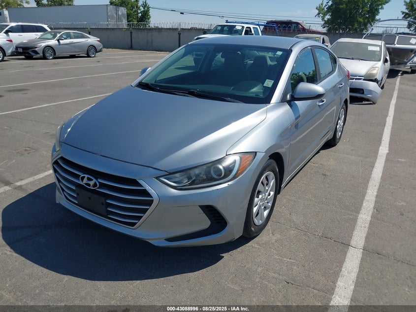 5NPD74LF3HH112875 2017 HYUNDAI ELANTRA photo no. 2