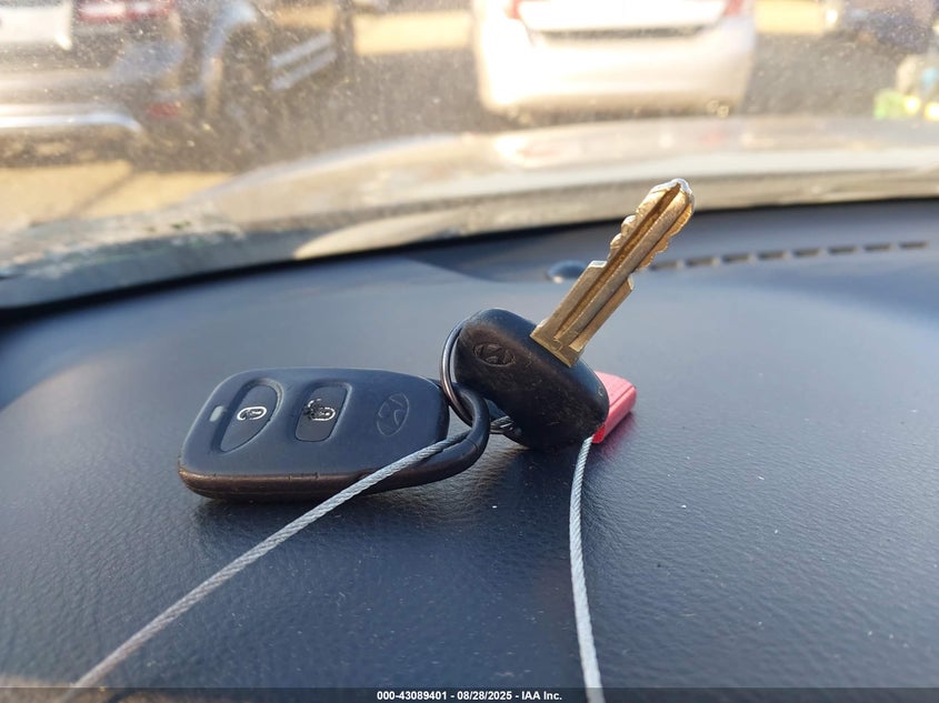 2008 Hyundai Santa Fe Gls VIN: 5NMSG13D98H182740 Lot: 43089401