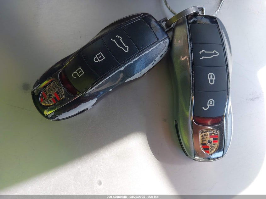 2017 PORSCHE MACAN GTS - WP1AG2A52HLB52036