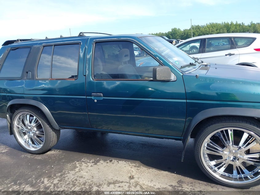 1995 Nissan Pathfinder Le/Se/Xe VIN: JN8HD17Y2SW069219 Lot: 43089977