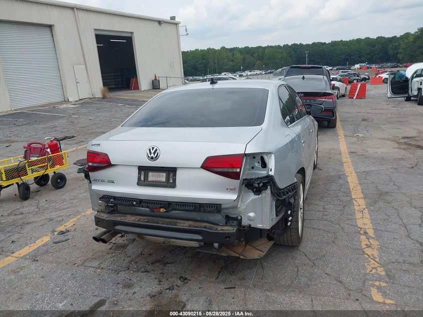 2016 VOLKSWAGEN JETTA 1.8T SEL - 3VWL07AJ7GM333393