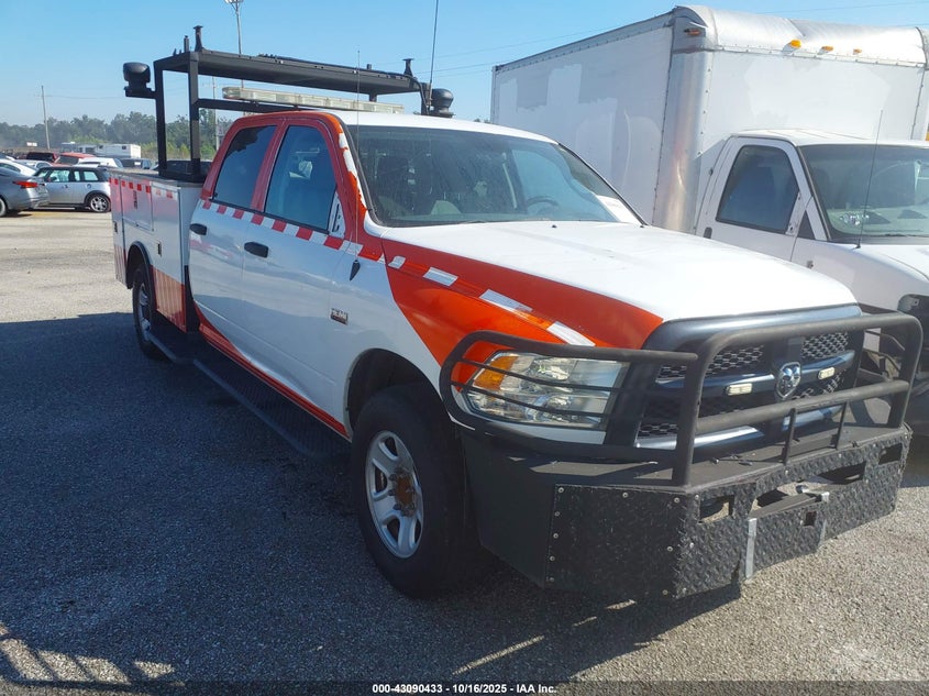 2018 RAM 2500 TRADESMAN  4X2 8' BOX - 3C6UR4HJ9JG244505