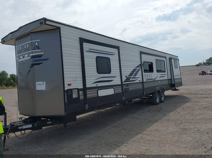 2022 FOREST RIVER PUMA (VIN: 4X4TPUR27NP092835