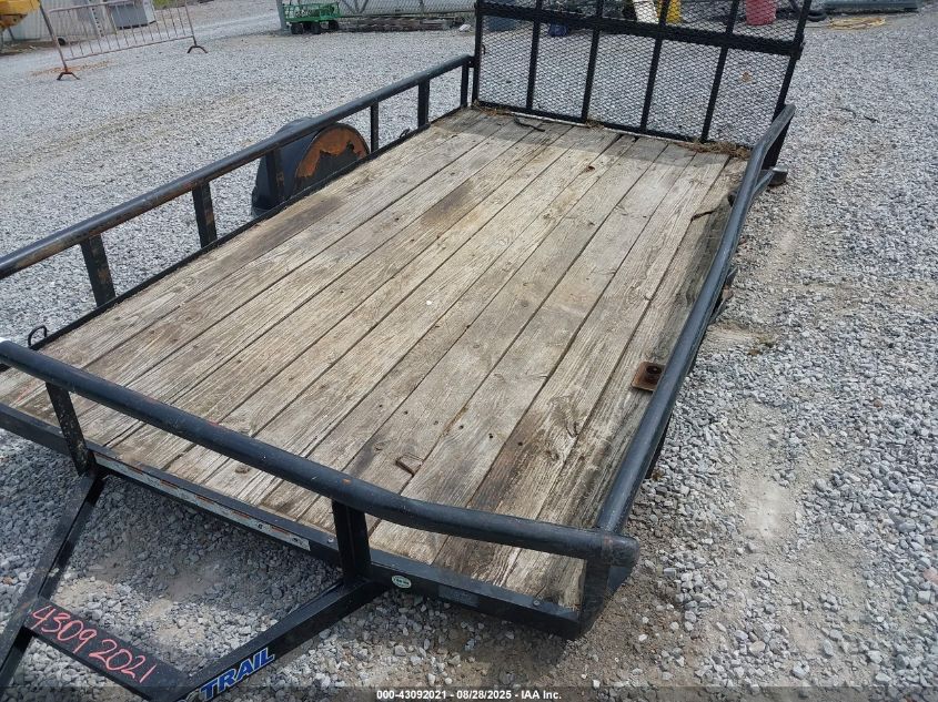 2023 Load Trail Trailer VIN: 4ZESA1210G1106238 Lot: 43092021