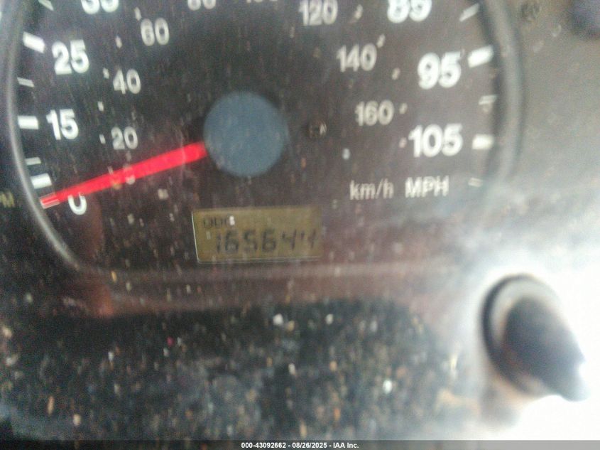 2000 Chevrolet Tracker Hard Top VIN: 2CNBE13C1Y6941252 Lot: 43092662