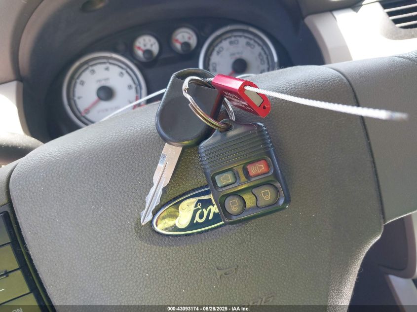 2008 Ford Focus Se/Ses VIN: 1FAHP35N28W186157 Lot: 43093174