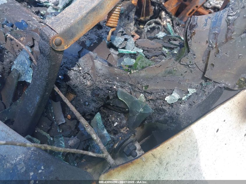 2005 Chevrolet Suburban 1500 Z71 VIN: 3GNFK16ZX5G158307 Lot: 43093290