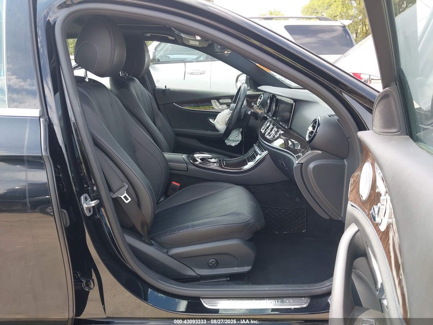 2019 MERCEDES-BENZ E 450 4MATIC - WDDZF6JB3KA490526