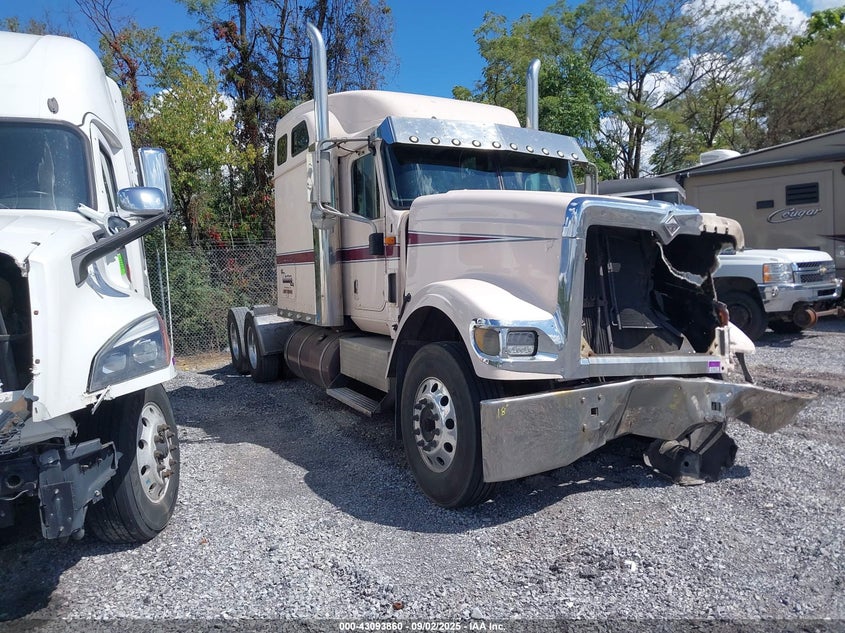 2HSCHAPR16C289754 INTERNATIONAL 9900 Photo 1