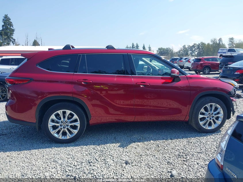 2023 TOYOTA HIGHLANDER LIMITED - 5TDKDRBH3PS017774
