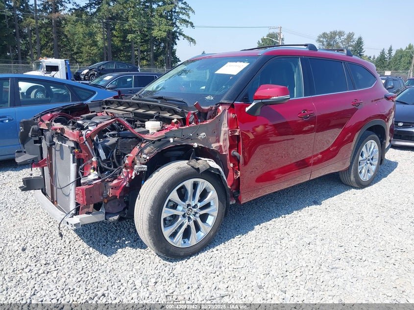 2023 TOYOTA HIGHLANDER LIMITED - 5TDKDRBH3PS017774