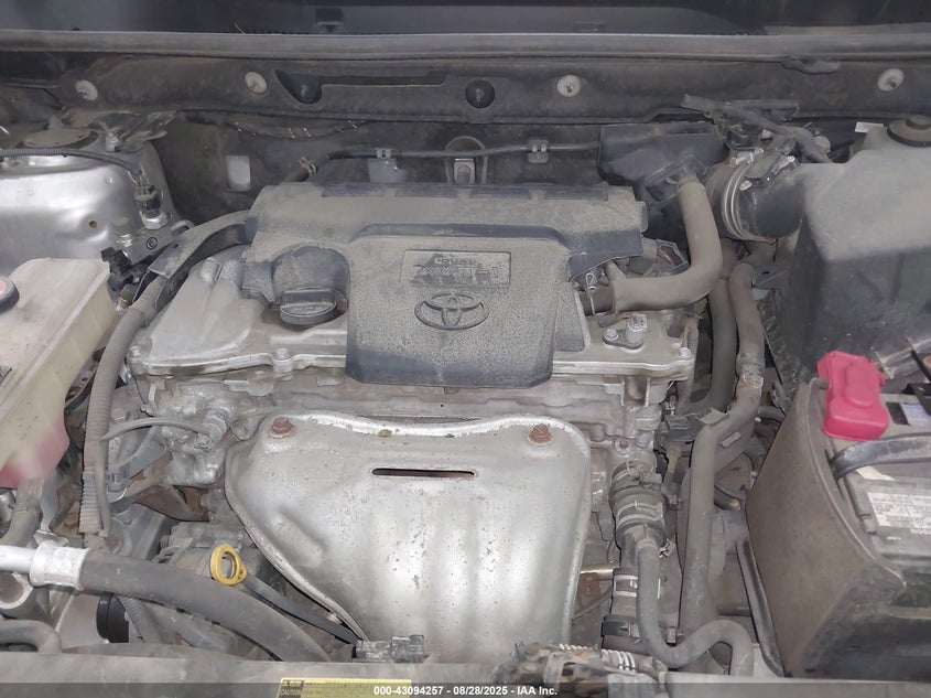 2015 TOYOTA RAV4 XLE - JTMRFREV2FJ029064