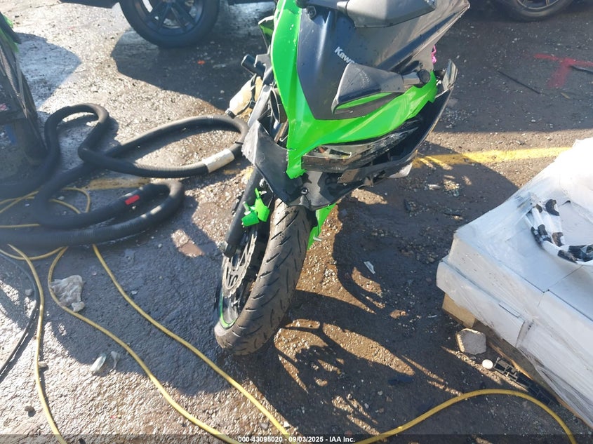 2013 Kawasaki Ex300 A VIN: JKAEX8A18DDA08656 Lot: 43095020