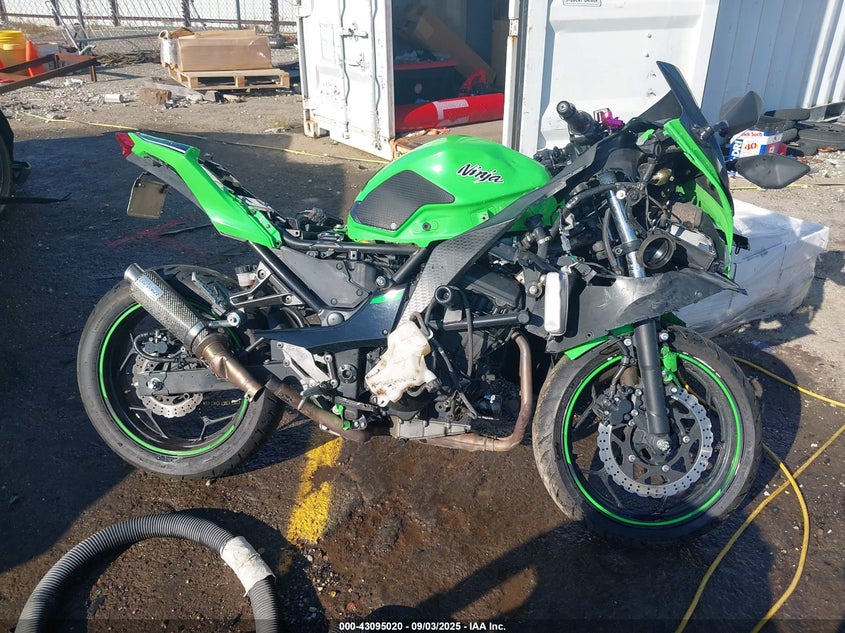 2013 Kawasaki Ex300 A VIN: JKAEX8A18DDA08656 Lot: 43095020