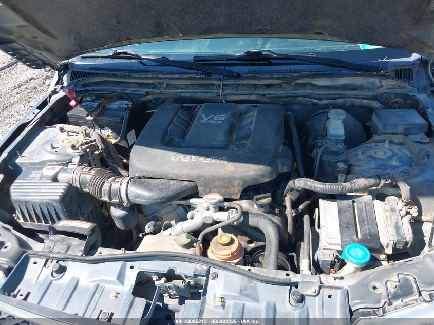 2008 Suzuki Grand Vitara Luxury VIN: JS3TE947084101121 Lot: 43095212