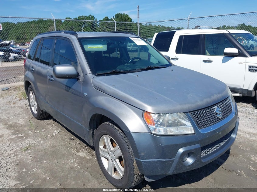 JS3TE947084101121 2008 Suzuki Grand Vitara Luxury auction photo 1