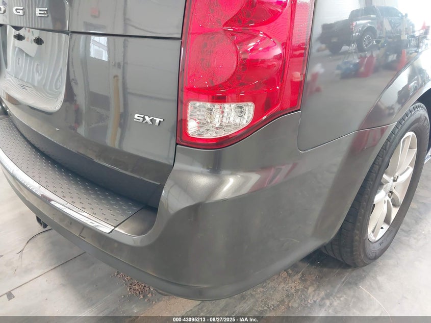 2014 Dodge Grand Caravan Sxt 30Th Anniversary VIN: 2C4RDGCGXER258116 Lot: 43095213