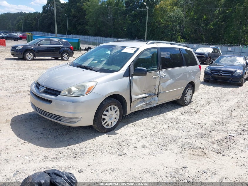 2005 Toyota Sienna Le