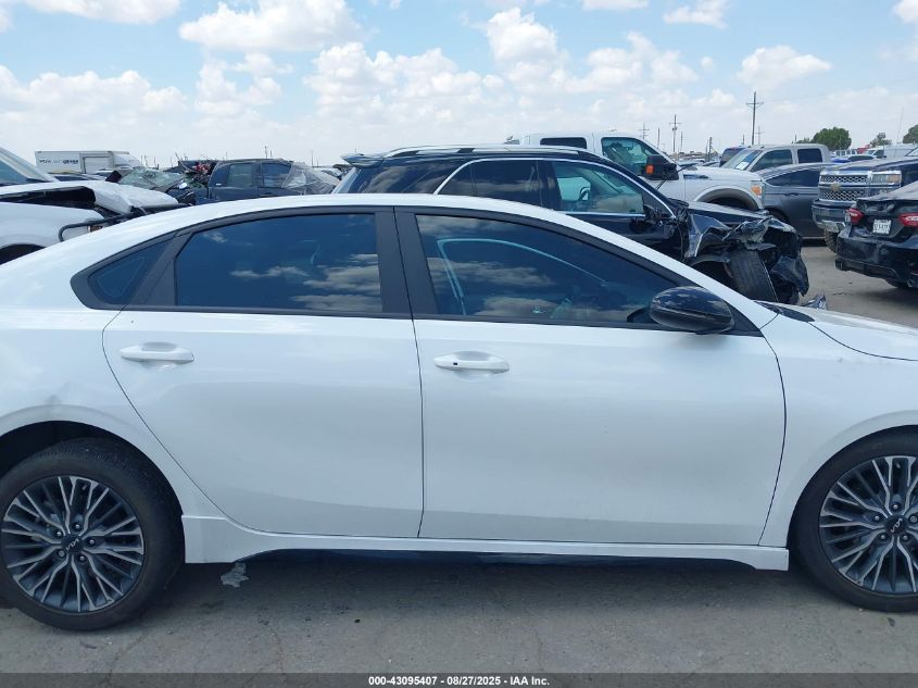 2023 Kia Forte Gt-Line VIN: 3KPF54AD8PE686987 Lot: 43095407