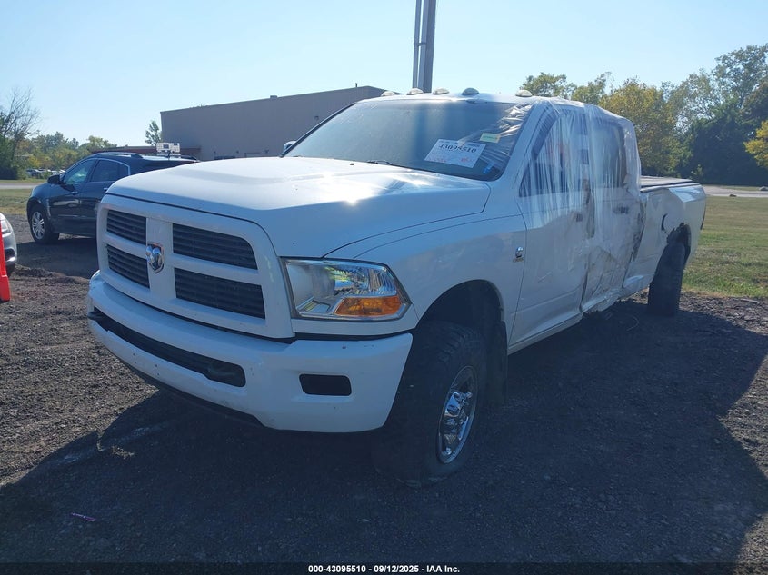Vin: 3c6ud5jl2cg127870, lot: 43589779, ram 2500 slt 20122