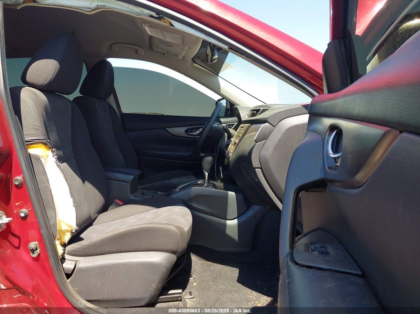 2016 NISSAN ROGUE SV - KNMAT2MT4GP727011