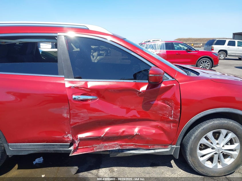 2016 NISSAN ROGUE SV - KNMAT2MT4GP727011