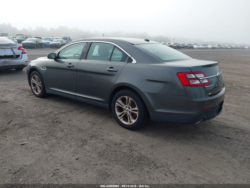Vin: 1fahp2e89jg116028, lot: 43590229, ford taurus sel 20183