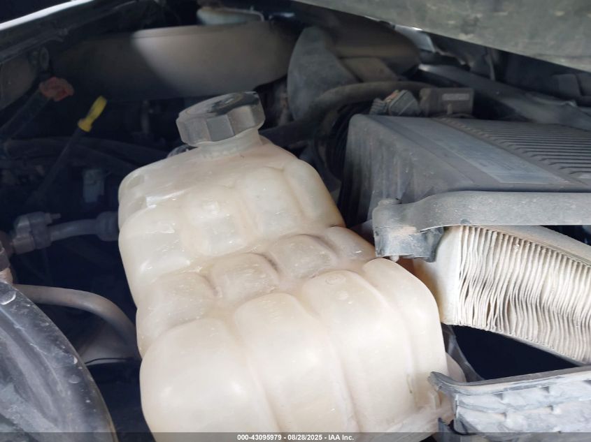 2004 Chevrolet Avalanche VIN: 3GNEC12T34G330184 Lot: 43095979