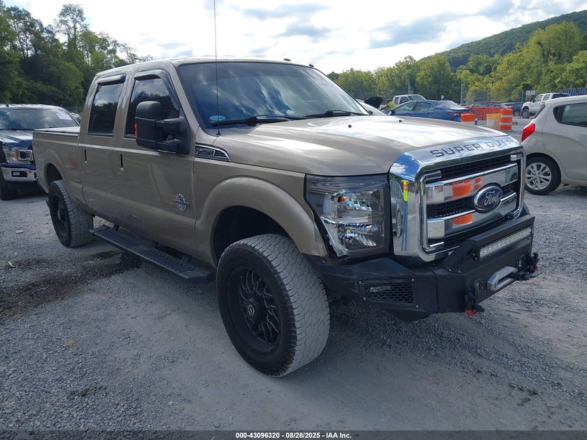 FORD F-250 LARIAT