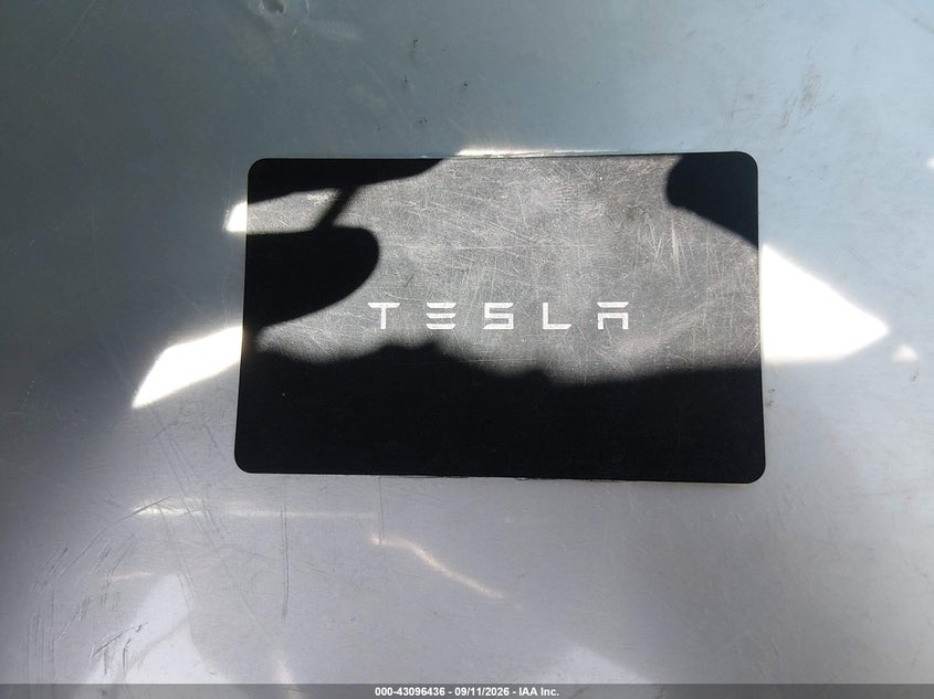 TESLA MODEL Y - zdjęcie 11