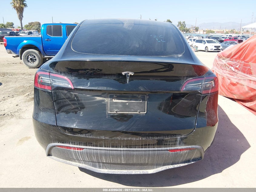 TESLA MODEL Y - zdjęcie 16