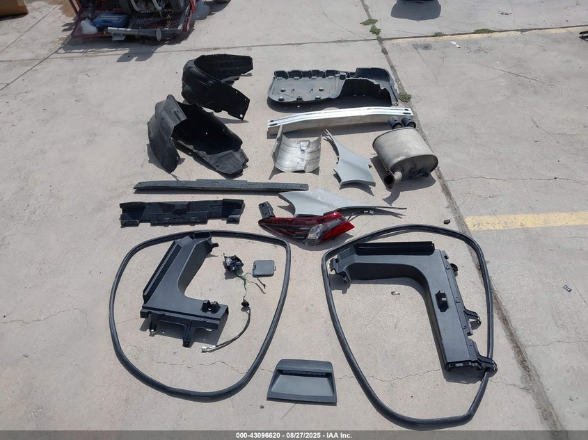 2021 TOYOTA CAMRY SE - 4T1T11AK7MU534476