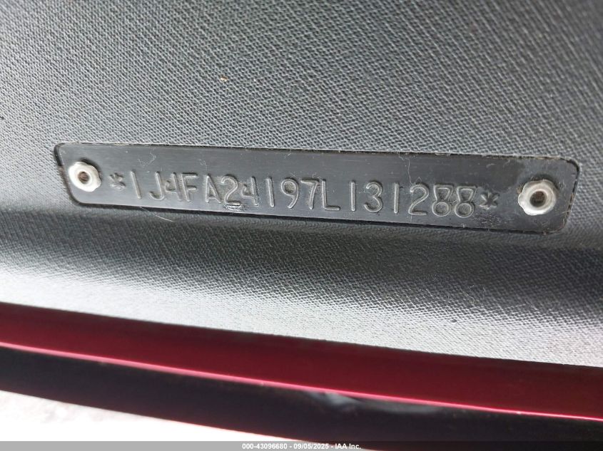 2007 Jeep Wrangler X VIN: 1J4FA24197L131288 Lot: 43096680