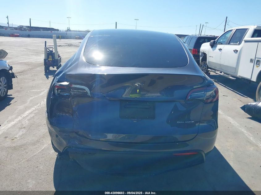2023 Tesla Model Y Awd/Long Range Dual Motor All-Wheel Drive VIN: 7SAYGDEE5PF877835 Lot: 43096683
