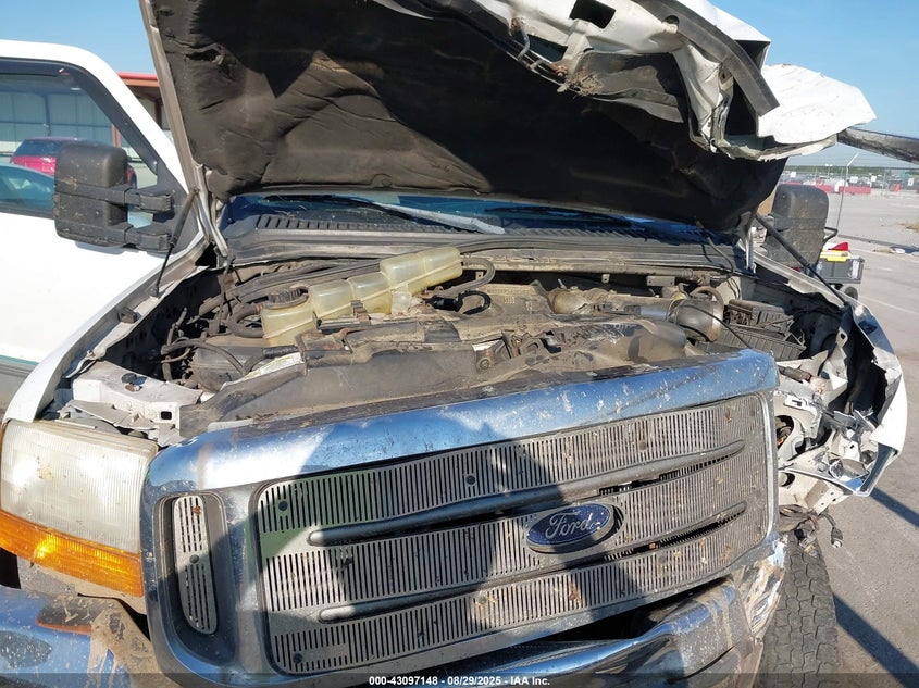 1999 Ford F-250 Lariat/Xl/Xlt VIN: 1FTNX21F8XEA74702 Lot: 43097148