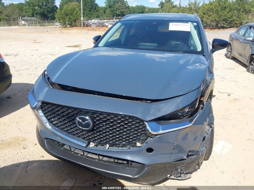 2022 Mazda Cx-30 Carbon Edition VIN: 3MVDMBCL1NM445762 Lot: 43097252