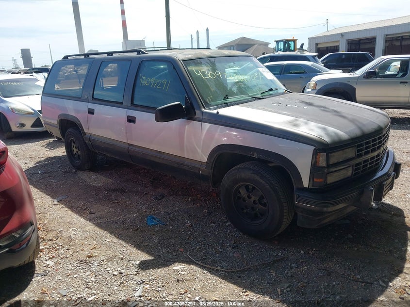 1GNEC16K6PJ375804 1993 Chevrolet Suburban C1500 auction photo 1