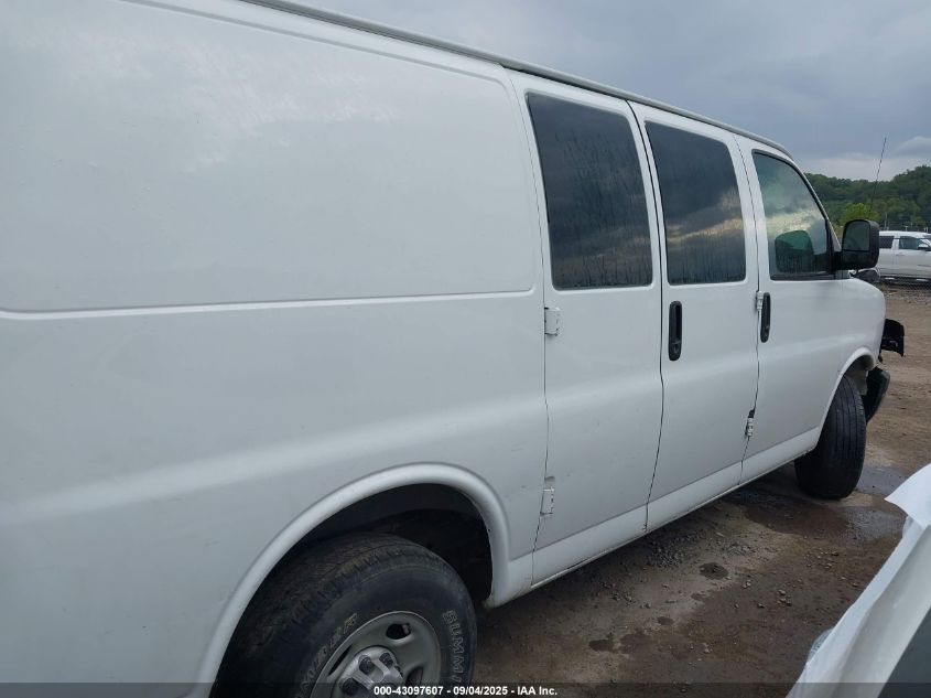 2019 Chevrolet Express 2500 Work Van VIN: 1GCWGAFP3K1367116 Lot: 43097607