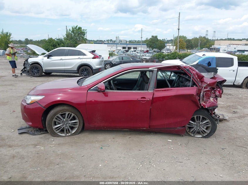 2017 TOYOTA CAMRY SE - 4T1BF1FK3HU777813