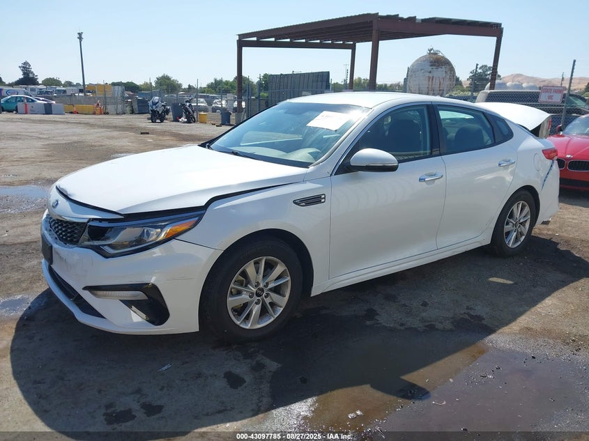 5XXGT4L39KG275290 2019 KIA OPTIMA photo no. 2