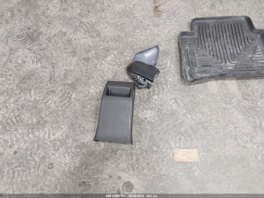 2021 TOYOTA COROLLA LE - 5YFEPMAE8MP215673