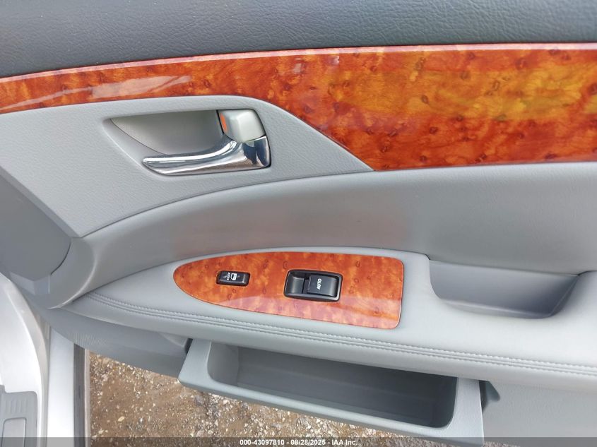 2005 Toyota Avalon Xls VIN: 4T1BK36B05U029703 Lot: 43097810