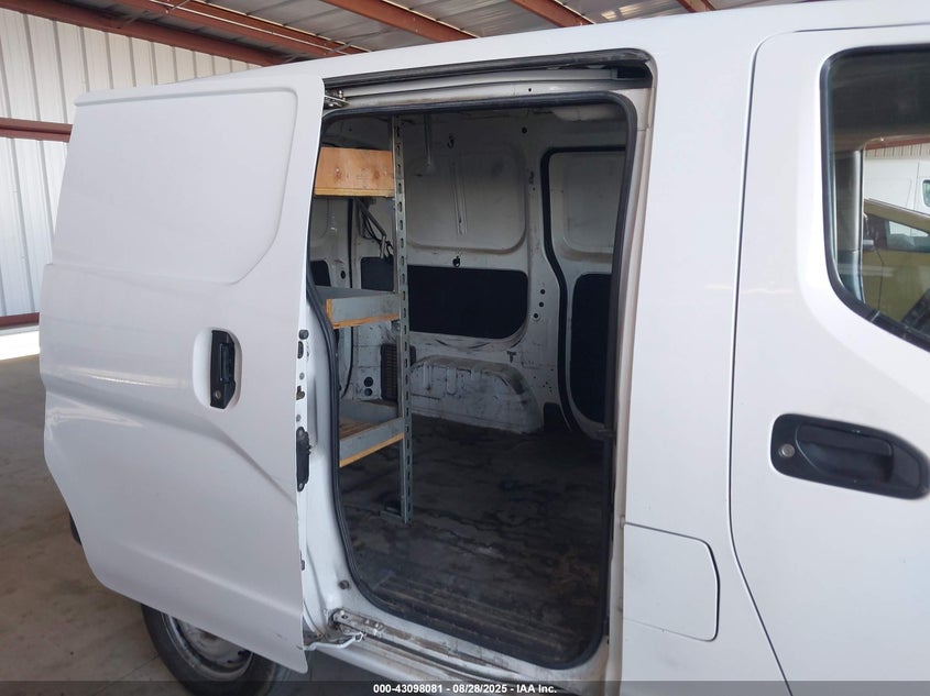 2017 NISSAN NV200 S - 3N6CM0KN9HK713216