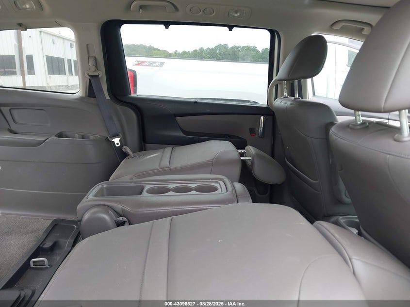 2016 Honda Odyssey Ex-L VIN: 5FNRL5H66GB113791 Lot: 43098527