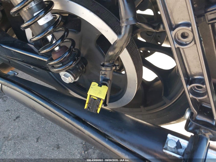 2018 HARLEY-DAVIDSON FLHXSE CVO STREET GLIDE - 1HD1PXL10JB960260