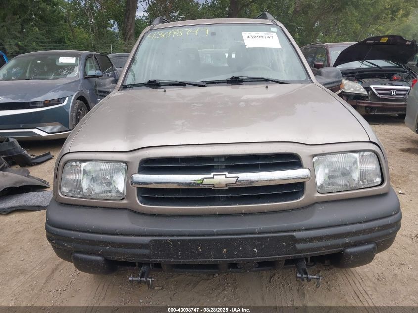 2002 Chevrolet Tracker Hard Top Base VIN: 2CNBJ13C126936877 Lot: 43098747