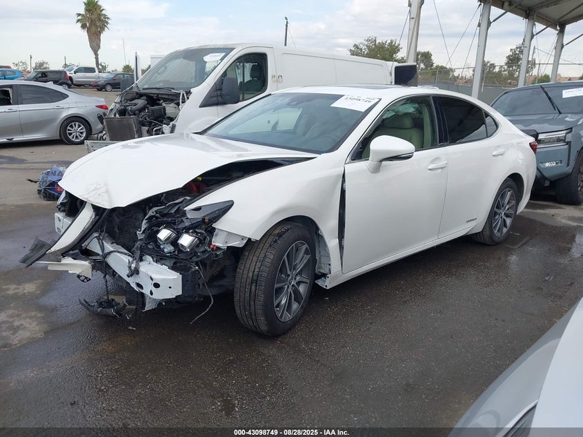 2017 Lexus Es 300h 2.5 White Lot 111043098749 Vin JTHBW1GGXH2145772