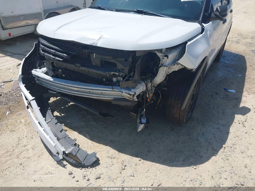 2018 Ford Police Interceptor VIN: 1FM5K8AR1JGC75957 Lot: 43098919