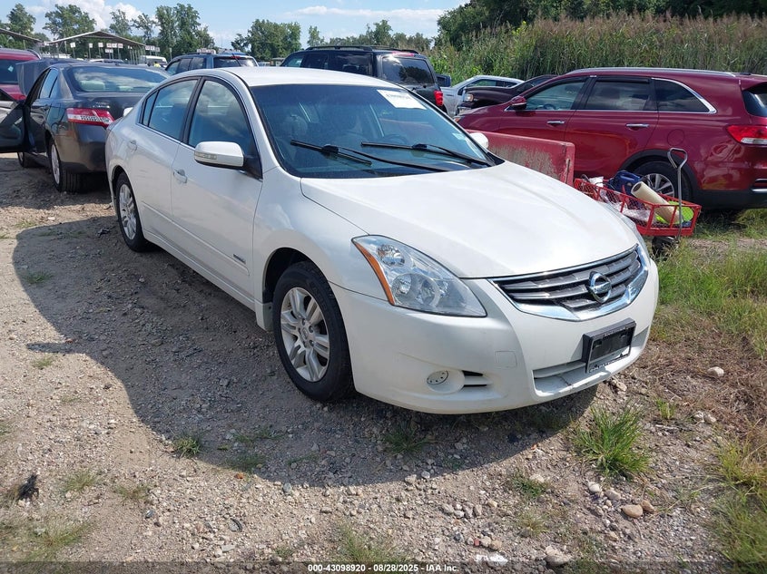 NISSAN ALTIMA HYBRID